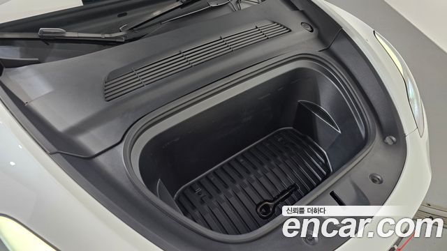Tesla Model Y 2024 — photo 6