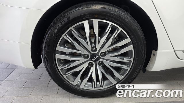 Kia K7 2020 — photo 5