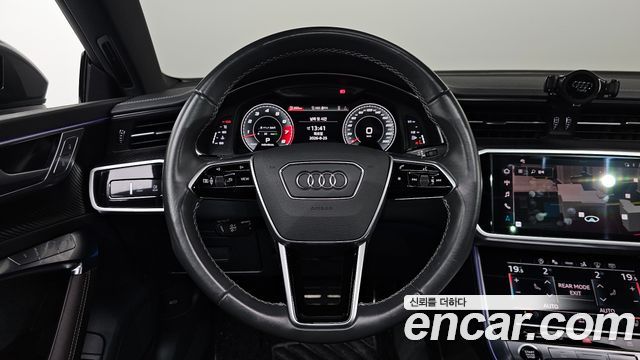 Audi A7 2021 — photo 19