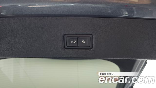 Audi A7 2021 — photo 33