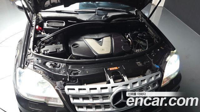 Mercedes-Benz M-class 2010 — photo 6