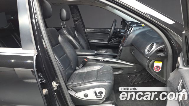 Mercedes-Benz M-class 2010 — photo 17