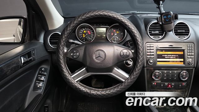 Mercedes-Benz M-class 2010 — photo 19