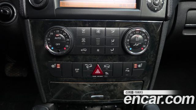 Mercedes-Benz M-class 2010 — photo 22