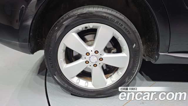 Mercedes-Benz M-class 2010 — photo 7