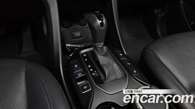 Hyundai Santafe 2015 — photo 9