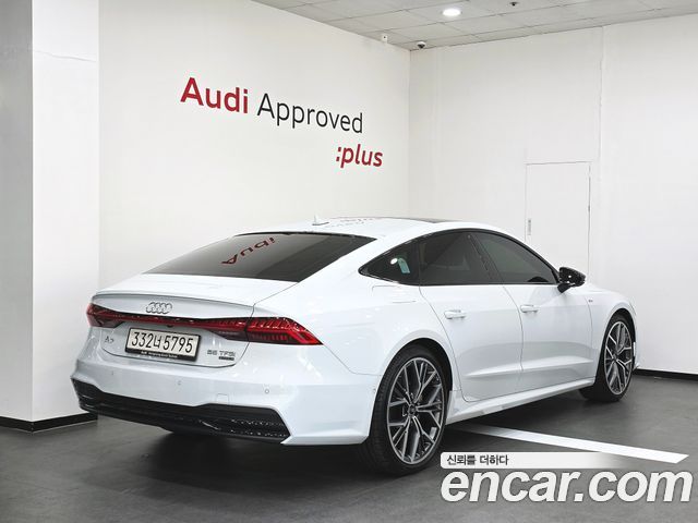 Audi A7 2025 — photo 2