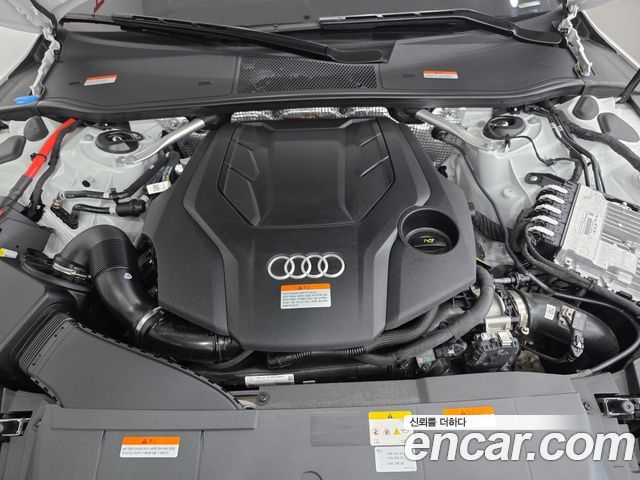 Audi A7 2025 — photo 6