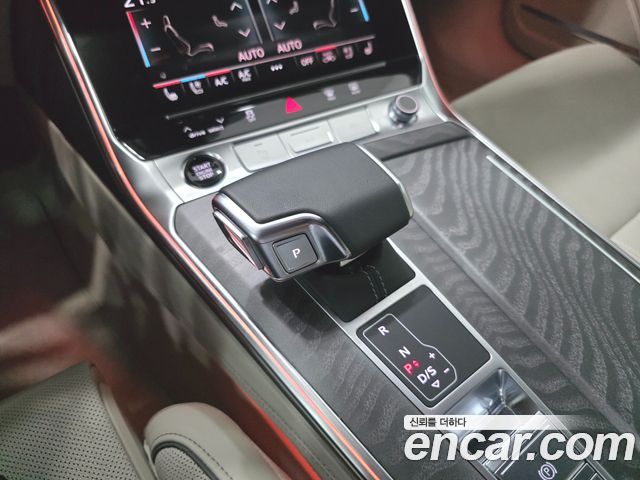 Audi A7 2025 — photo 9