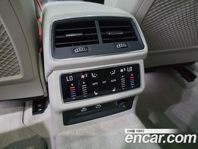 Audi A7 2025 — photo 18