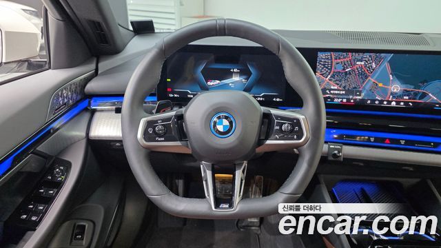 BMW i5 2025 — photo 19