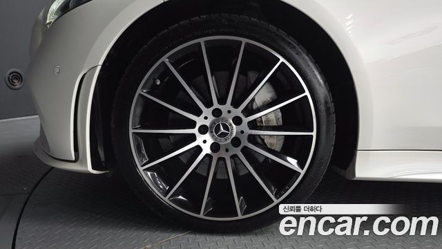 Mercedes-Benz CLS-Class 2019 — photo 5