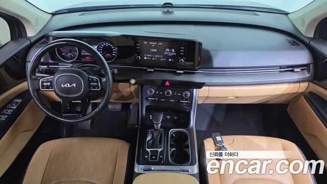 Kia Canival 2022 — photo 10