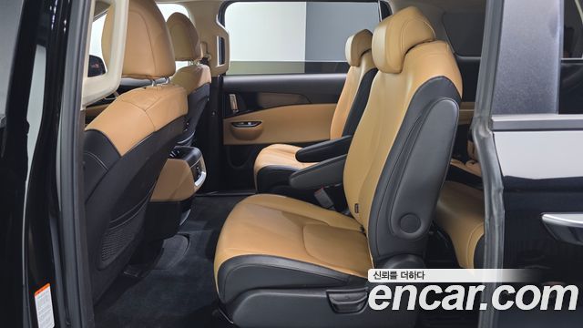 Kia Canival 2022 — photo 19