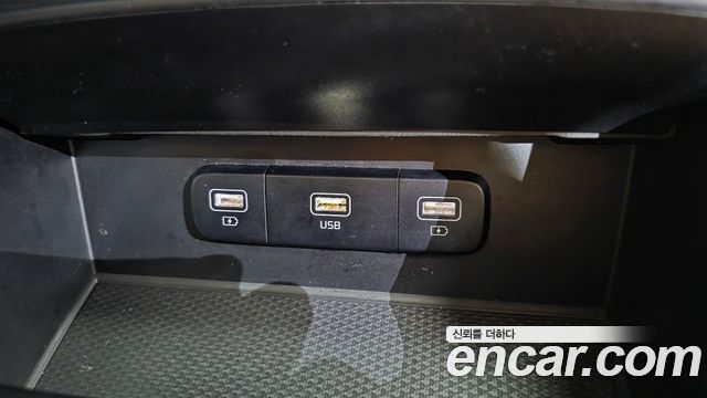 Kia Canival 2022 — photo 20