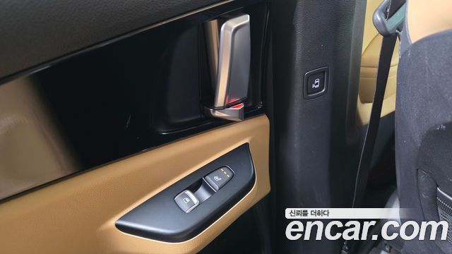 Kia Canival 2022 — photo 34