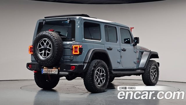 Jeep Wrangler 2024 — photo 2