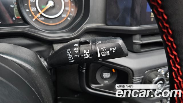 Jeep Wrangler 2024 — photo 24