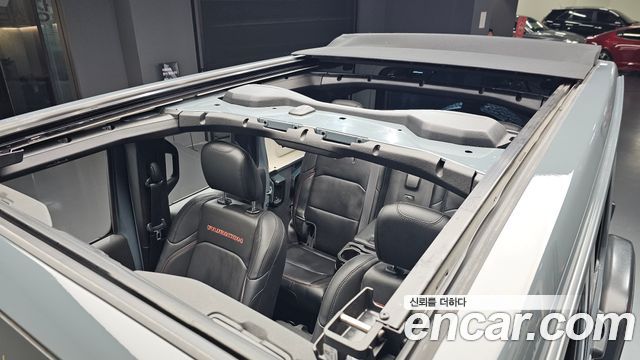 Jeep Wrangler 2024 — photo 31