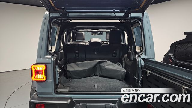 Jeep Wrangler 2024 — photo 33