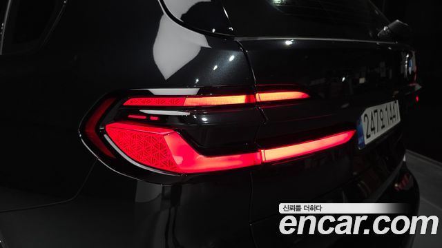 BMW X7 2025 — photo 9