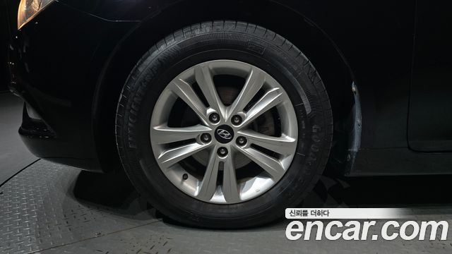 Hyundai Sonata 2011 — photo 5