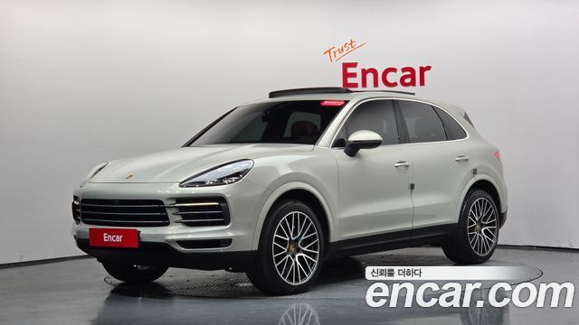 Porsche Cayenne 2021 — photo 34