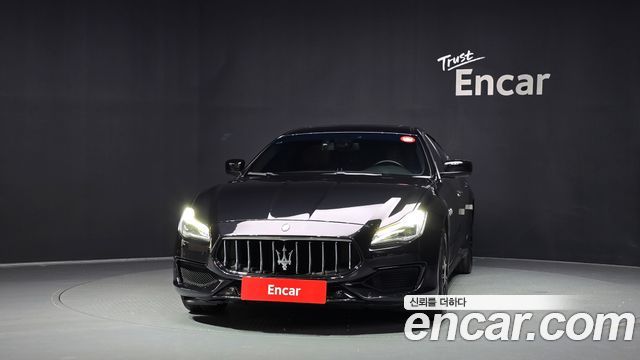 Maserati Quattroporte 2015 — photo 3