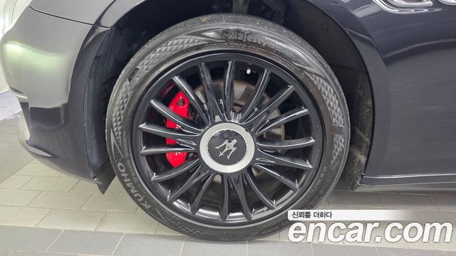 Maserati Quattroporte 2015 — photo 5