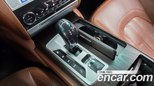 Maserati Quattroporte 2015 — photo 9