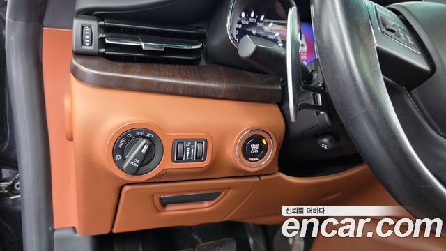 Maserati Quattroporte 2015 — photo 16