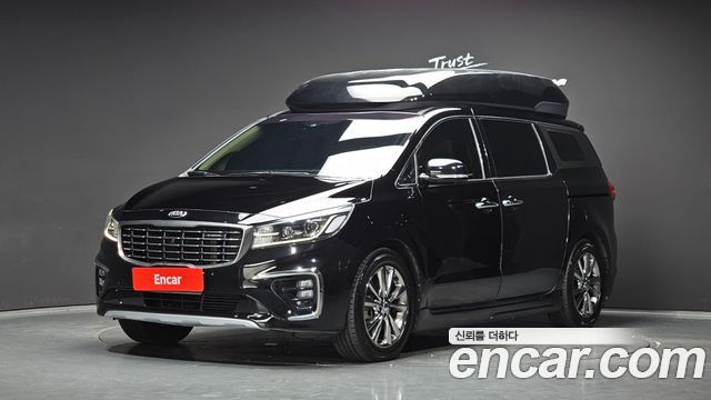 Kia Canival 2020 — photo 1