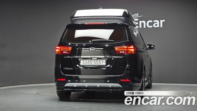 Kia Canival 2020 — photo 4
