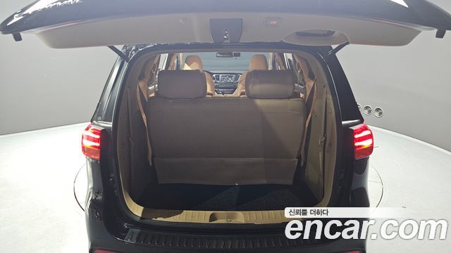 Kia Canival 2020 — photo 20