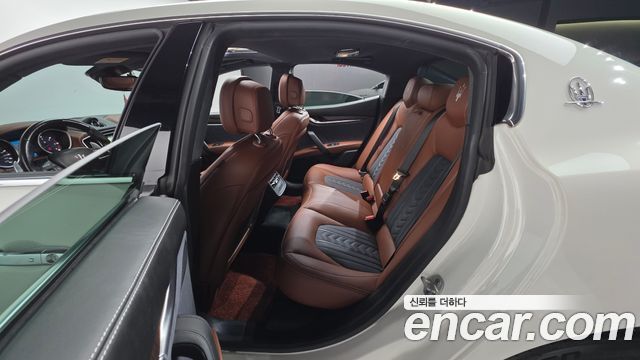 Maserati Ghibli 2017 — photo 16
