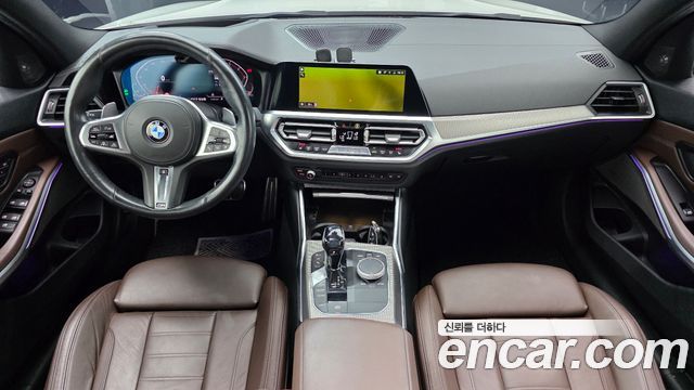 BMW 3-Series 2019 — photo 10