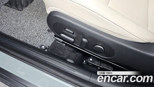 Hyundai Kona 2025 — photo 32