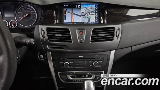 Renault Korea SM5  2017 — photo 14