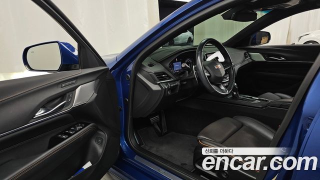 Cadillac CT4 2020 — photo 13