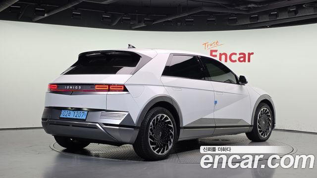 Hyundai Ioniq5 2024 — photo 2