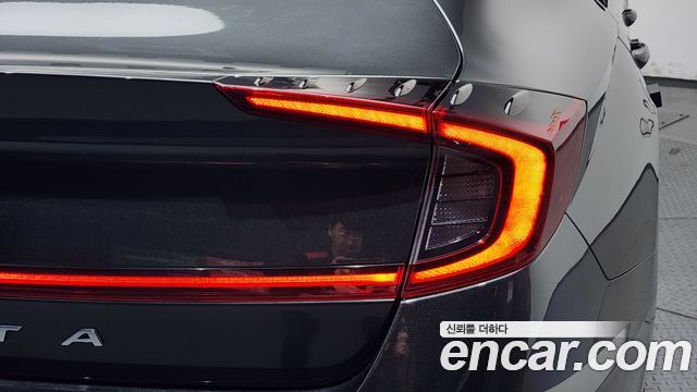 Hyundai Sonata 2021 — photo 9