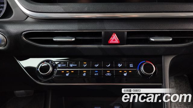 Hyundai Sonata 2021 — photo 31