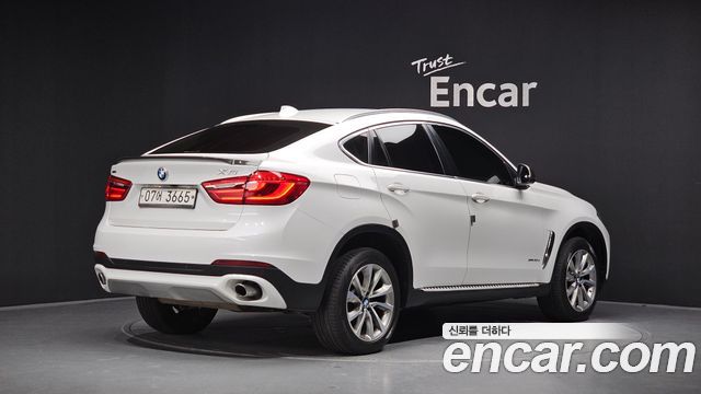 BMW X6 2017 — photo 2