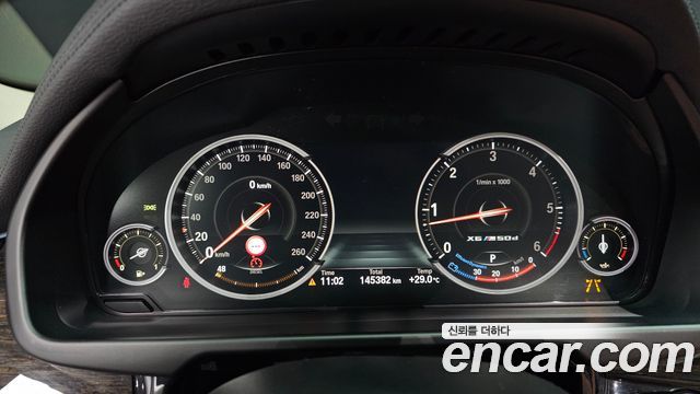 BMW X6 2017 — photo 8