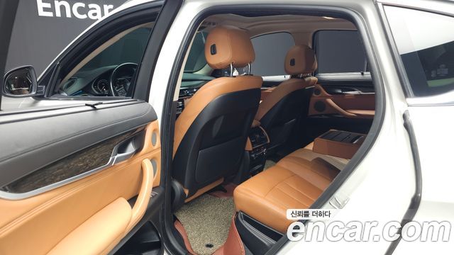 BMW X6 2017 — photo 12