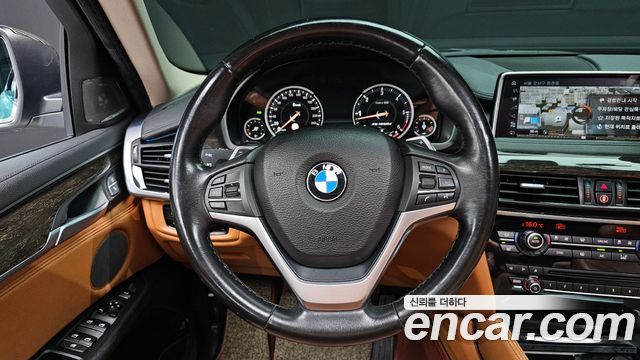 BMW X6 2017 — photo 13