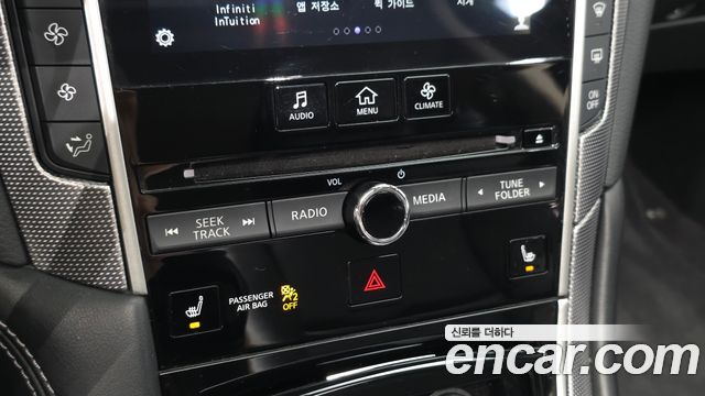 Infiniti Q50 2019 — photo 21