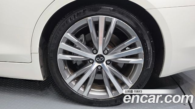 Infiniti Q50 2019 — photo 7