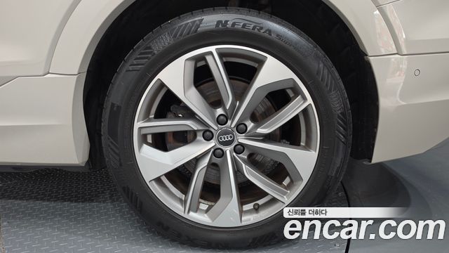 Audi e-tron 2020 — photo 7