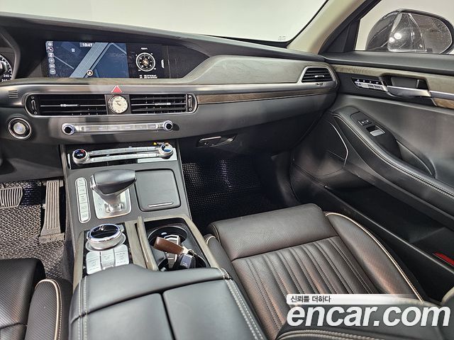 Genesis G90 2019 — photo 10
